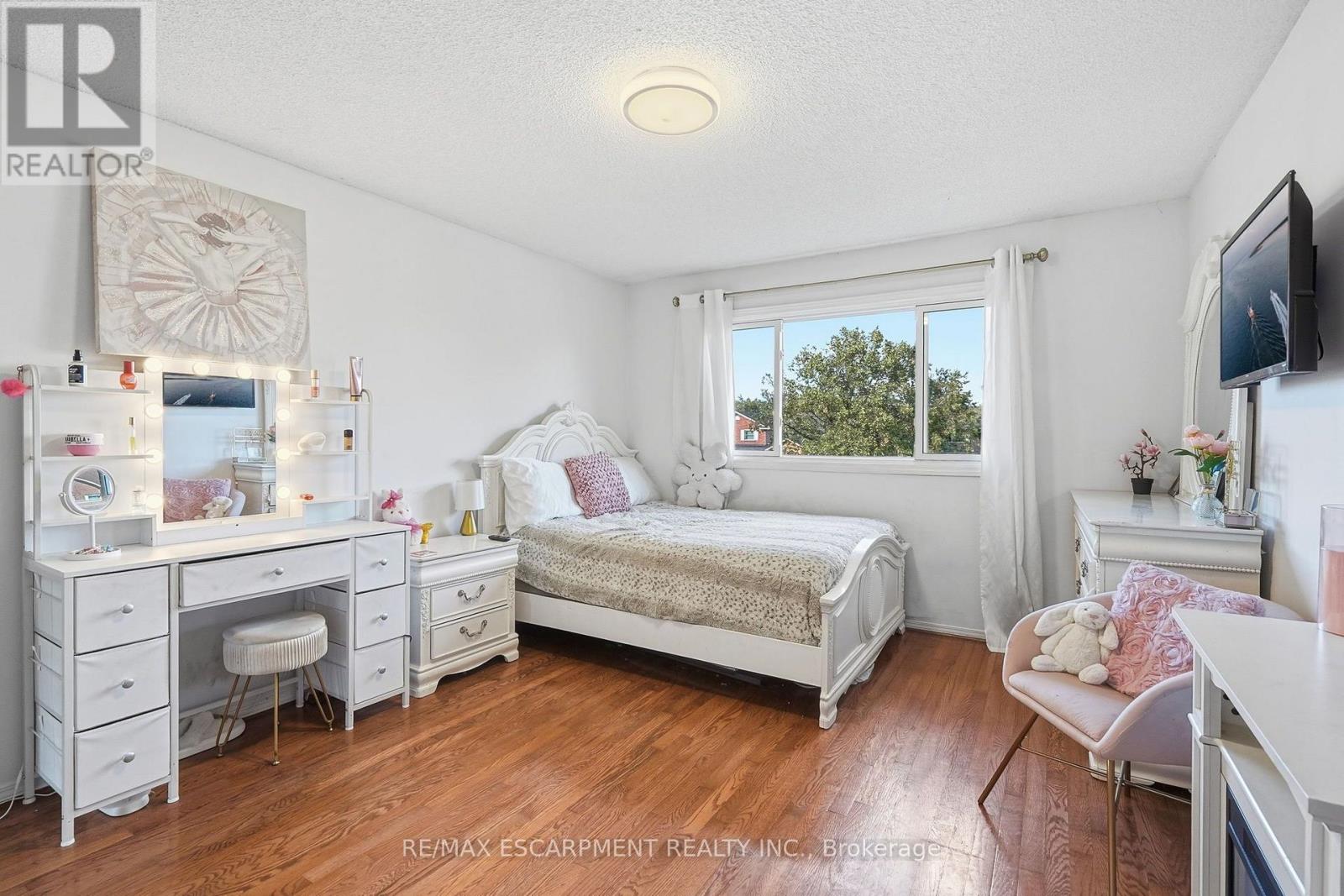 18 Rowntree Drive Property Photo 24