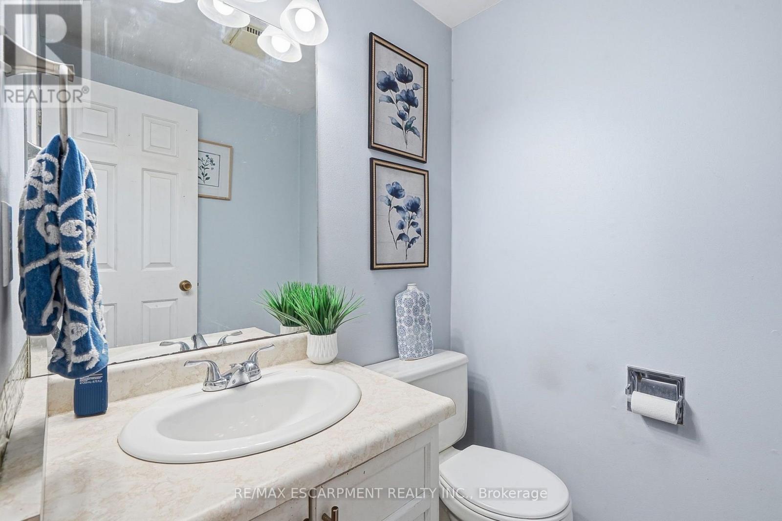 18 Rowntree Drive Property Photo 28
