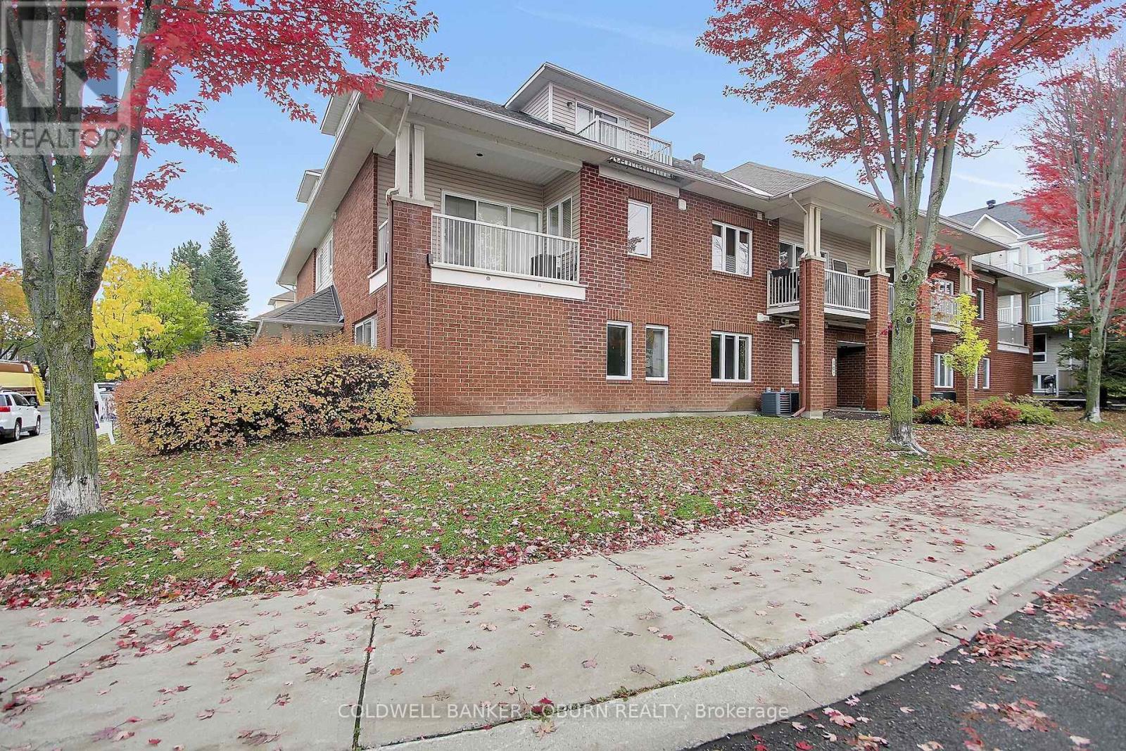 F - 10 Daybreak Street Property Photo 2