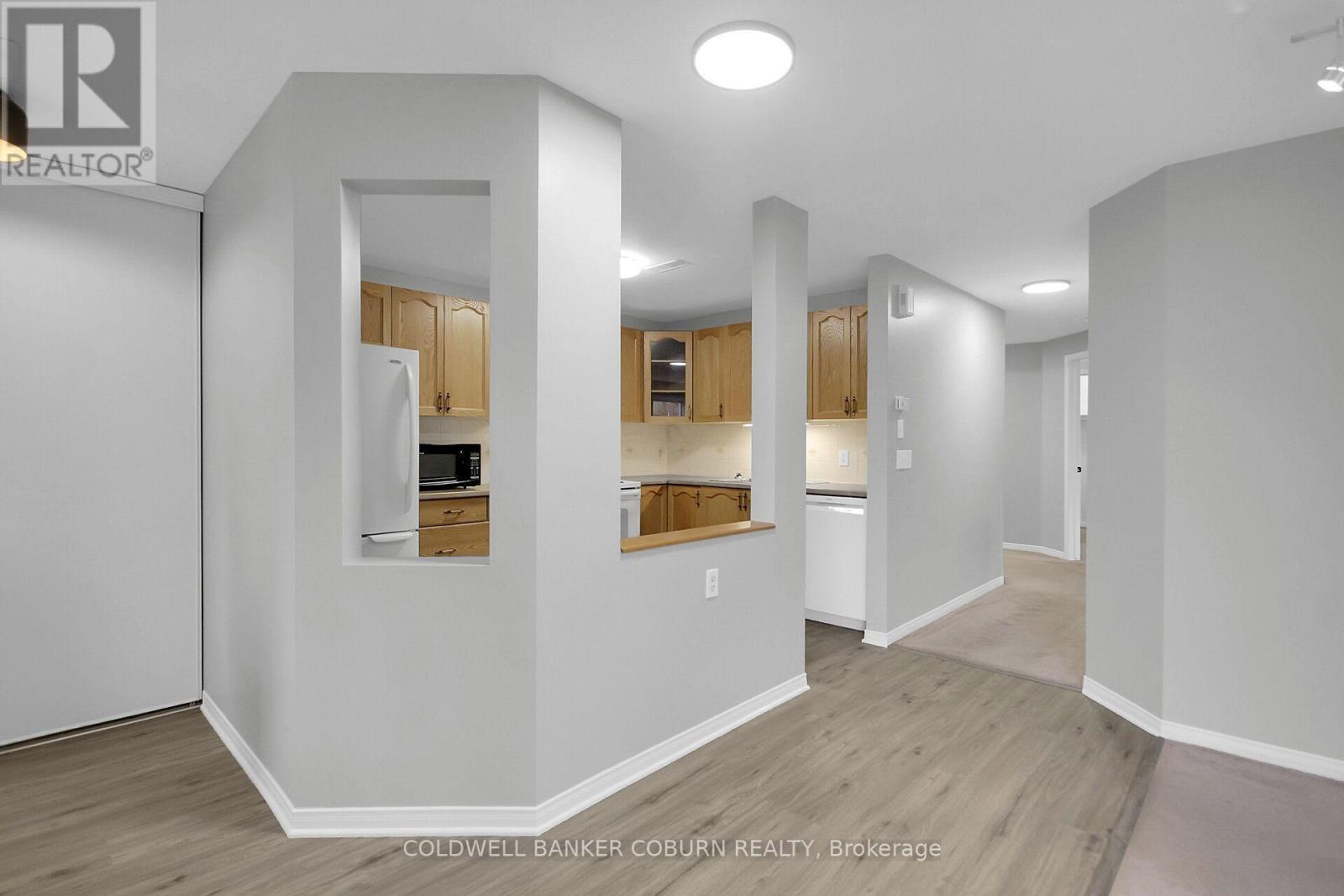 F - 10 Daybreak Street Property Photo 14