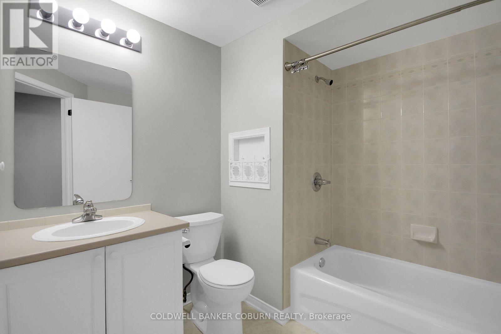 F - 10 Daybreak Street Property Photo 29
