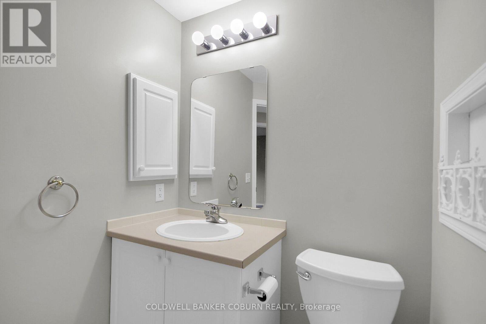 F - 10 Daybreak Street Property Photo 30