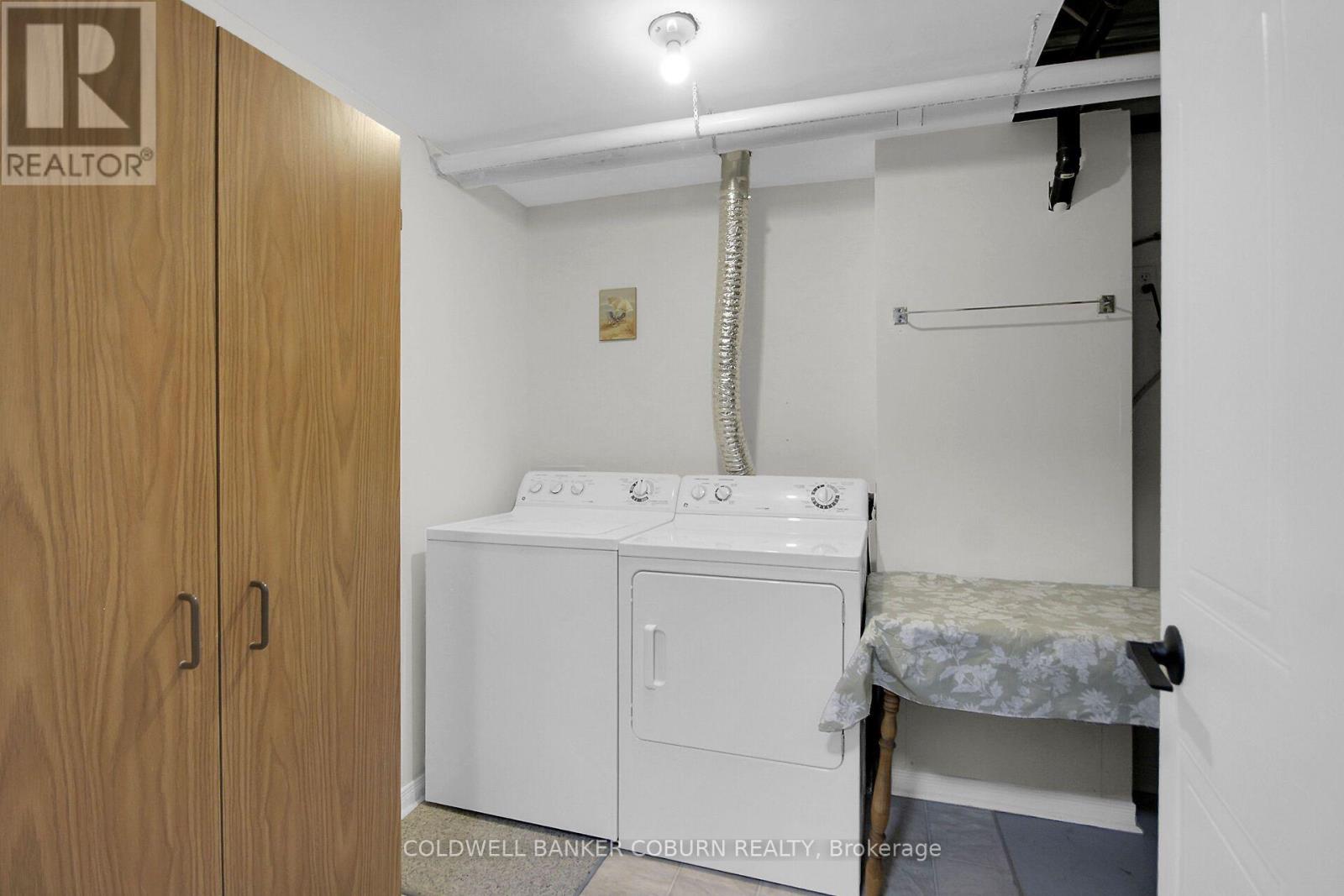 F - 10 Daybreak Street Property Photo 31