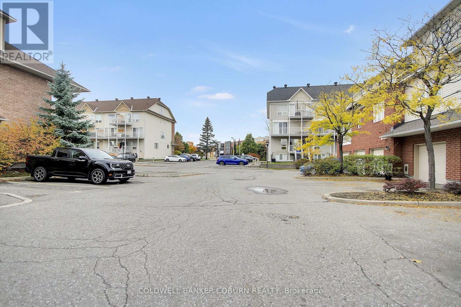 F - 10 Daybreak Street Property Photo 33
