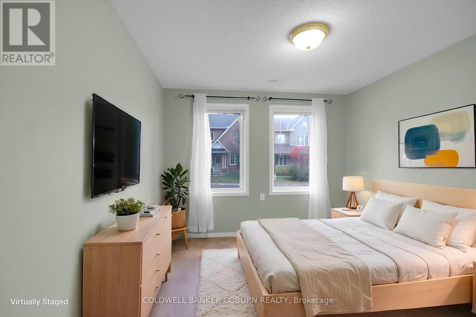 F - 10 Daybreak Street Property Photo 35