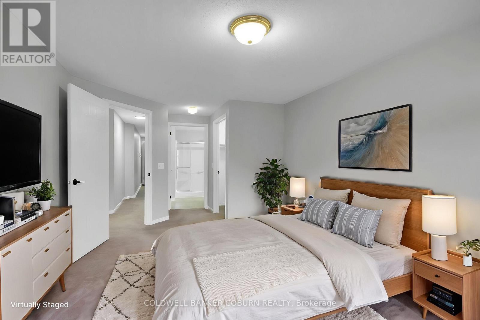 F - 10 Daybreak Street Property Photo 36