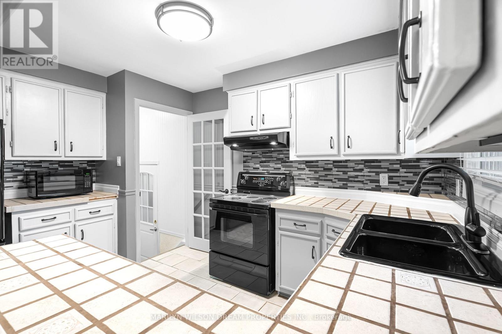 436 Beach Avenue Property Photo 11