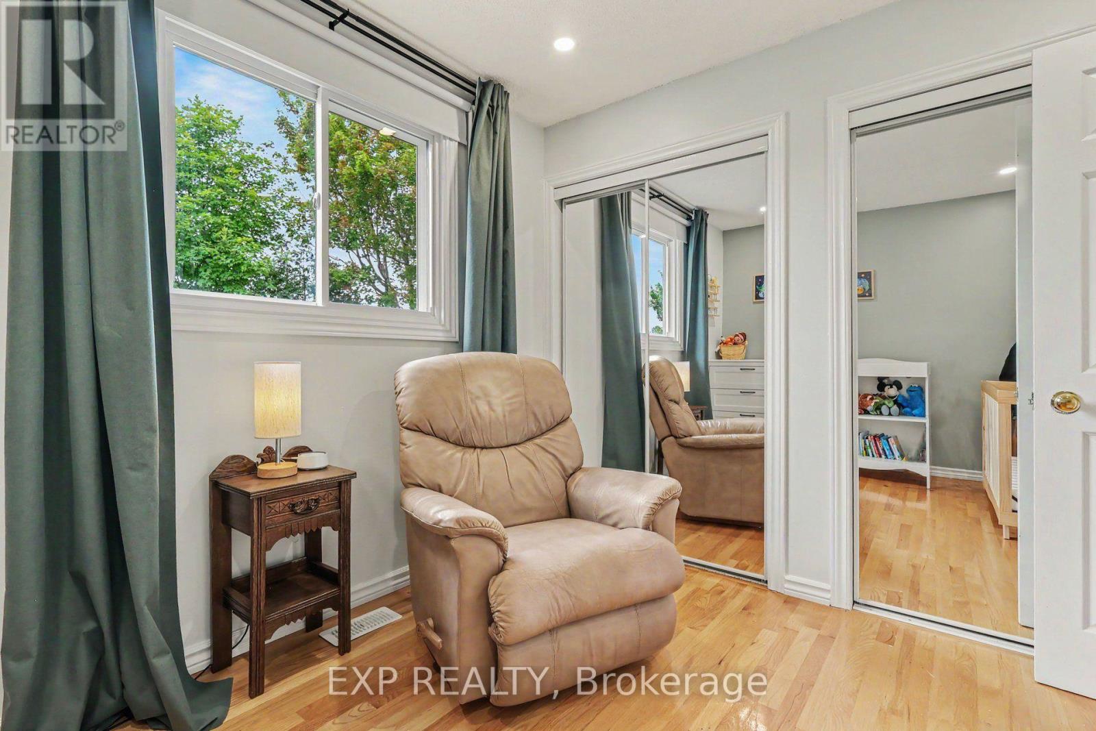 18 Centre Street Property Photo 19