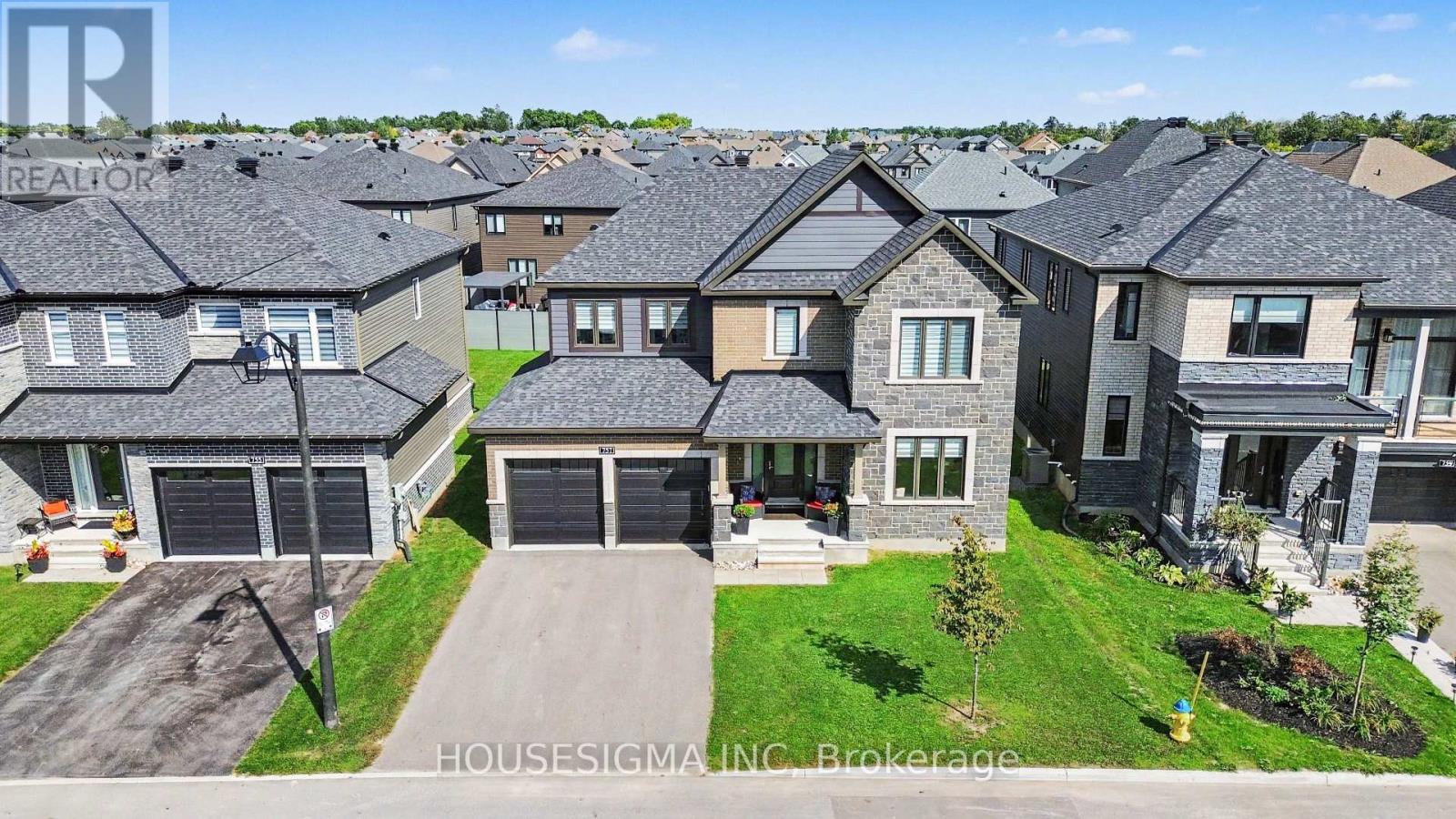 757 Shoal Street Property Photo 1