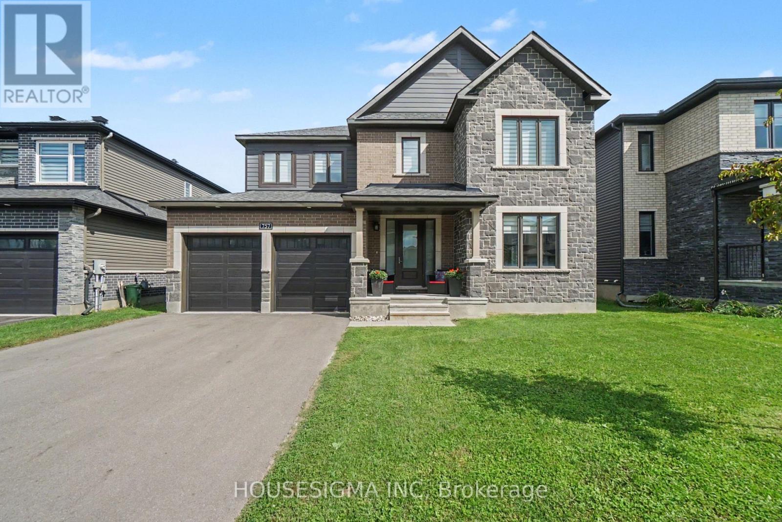 757 Shoal Street Property Photo 2