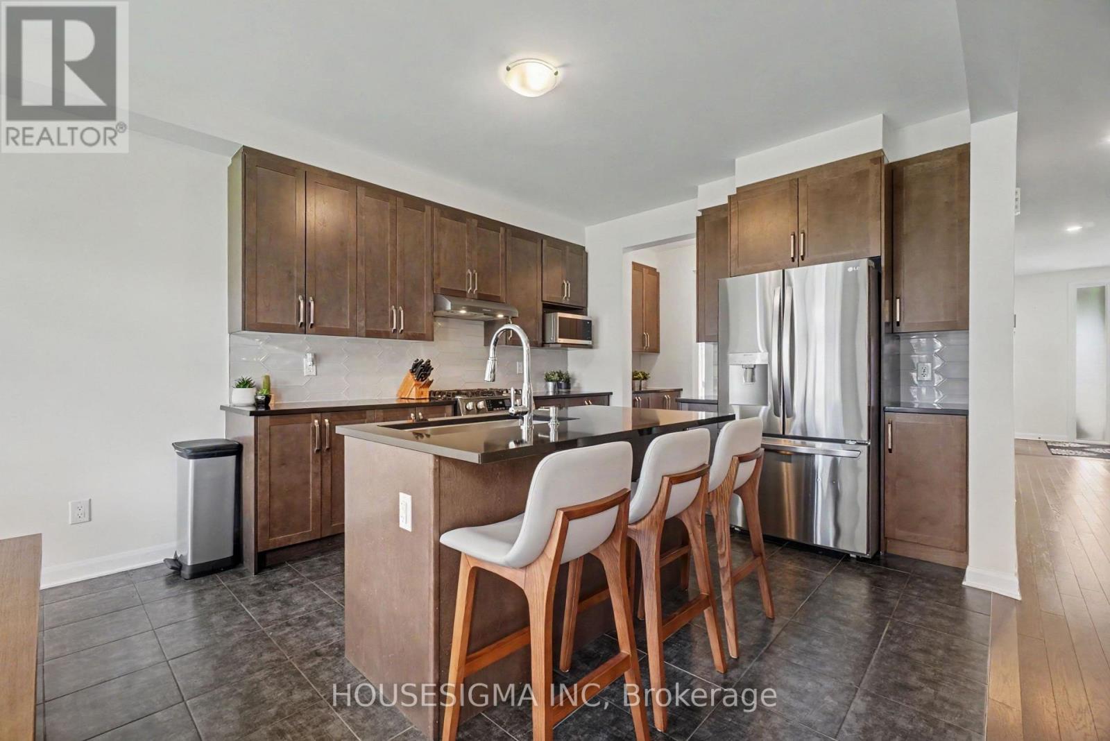 757 Shoal Street Property Photo 13