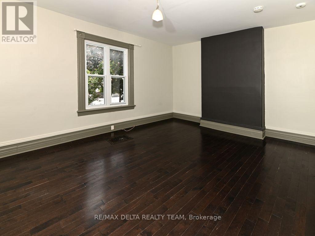 355 Bronson Avenue Property Photo 5