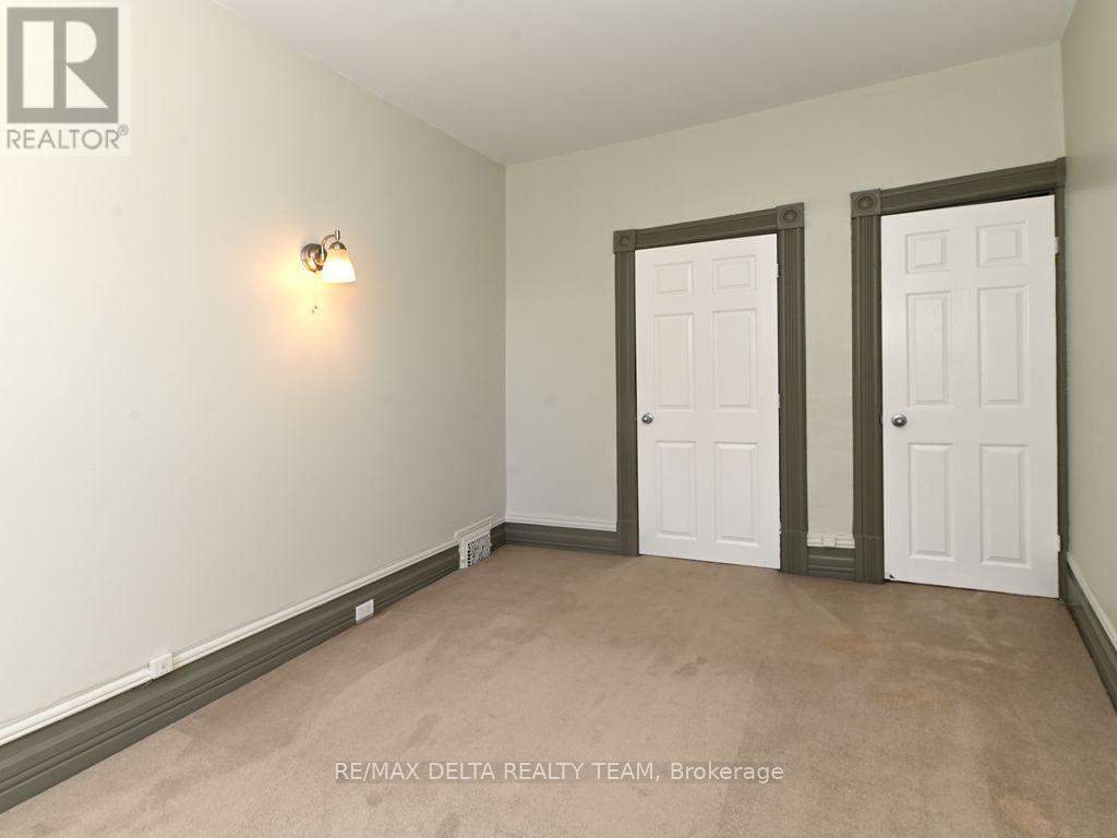 355 Bronson Avenue Property Photo 8