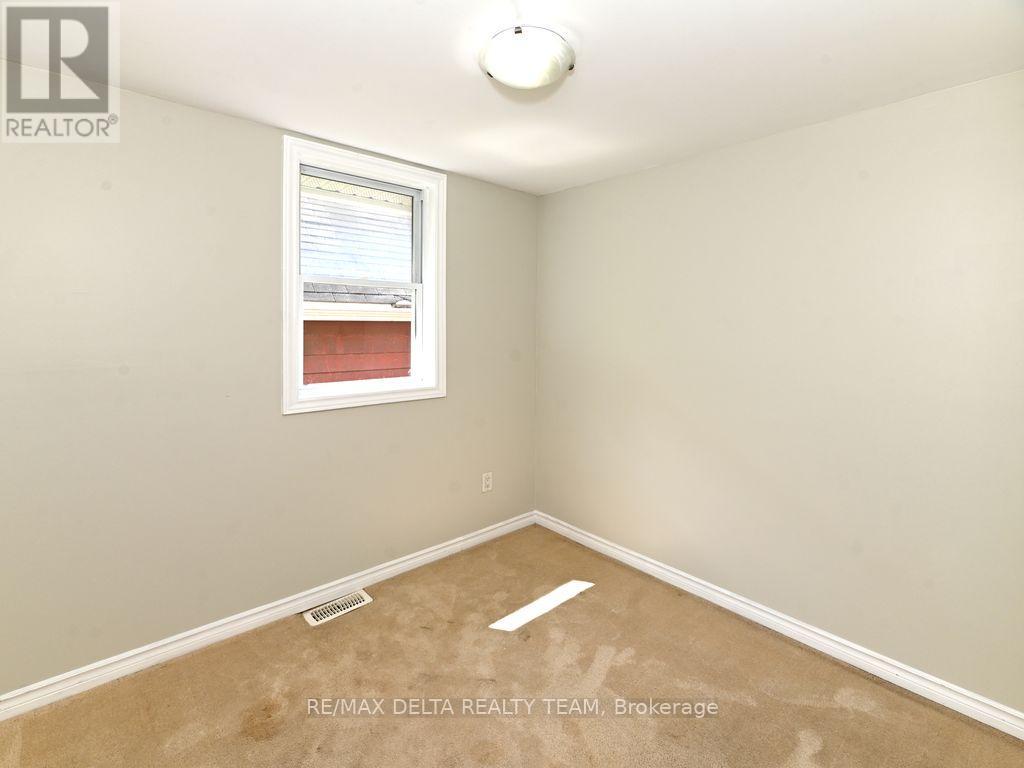 355 Bronson Avenue Property Photo 20