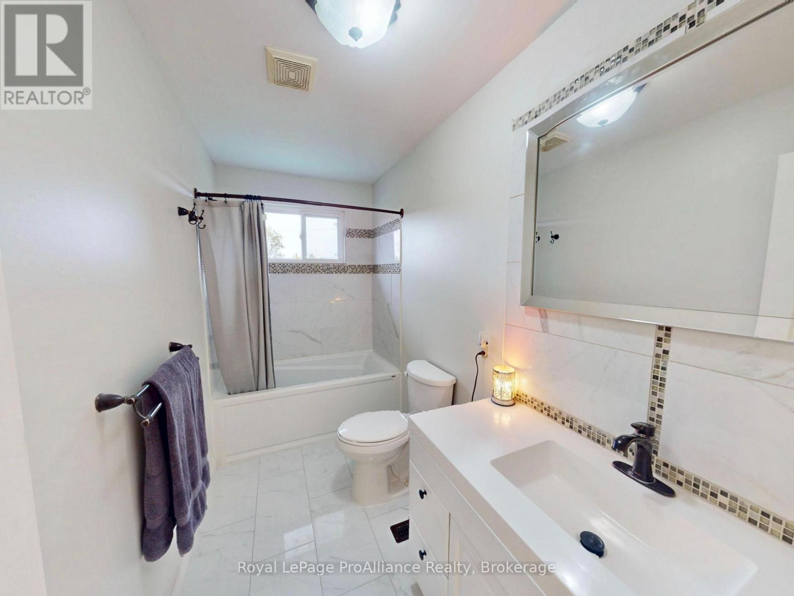 180 Skootamatta Lane Property Photo 17