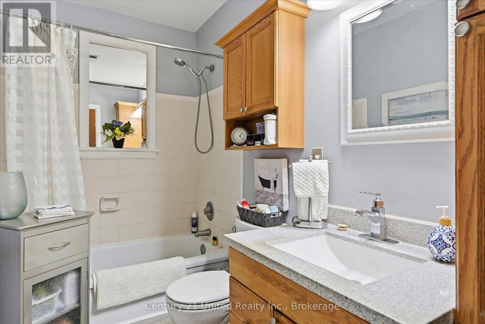 151 Elizabeth Avenue Property Photo 25