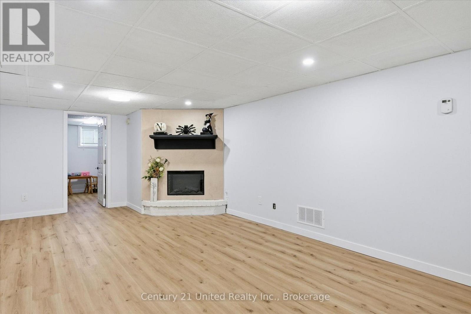 151 Elizabeth Avenue Property Photo 31