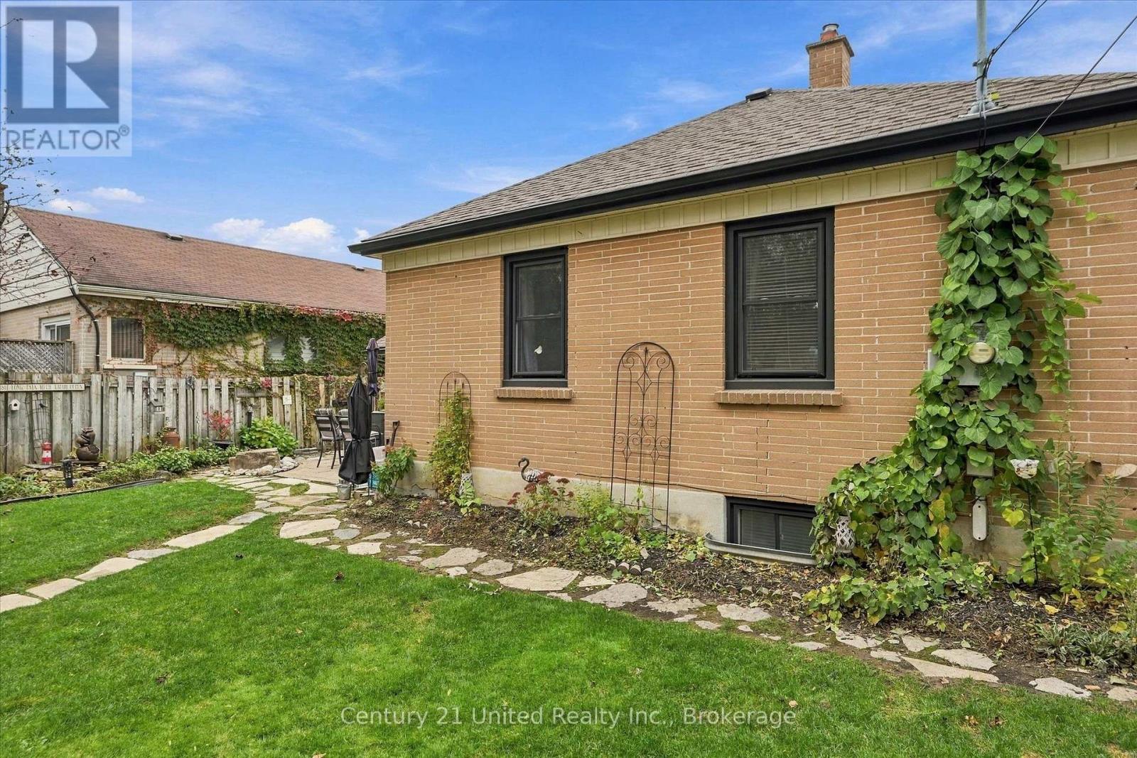 151 Elizabeth Avenue Property Photo 50