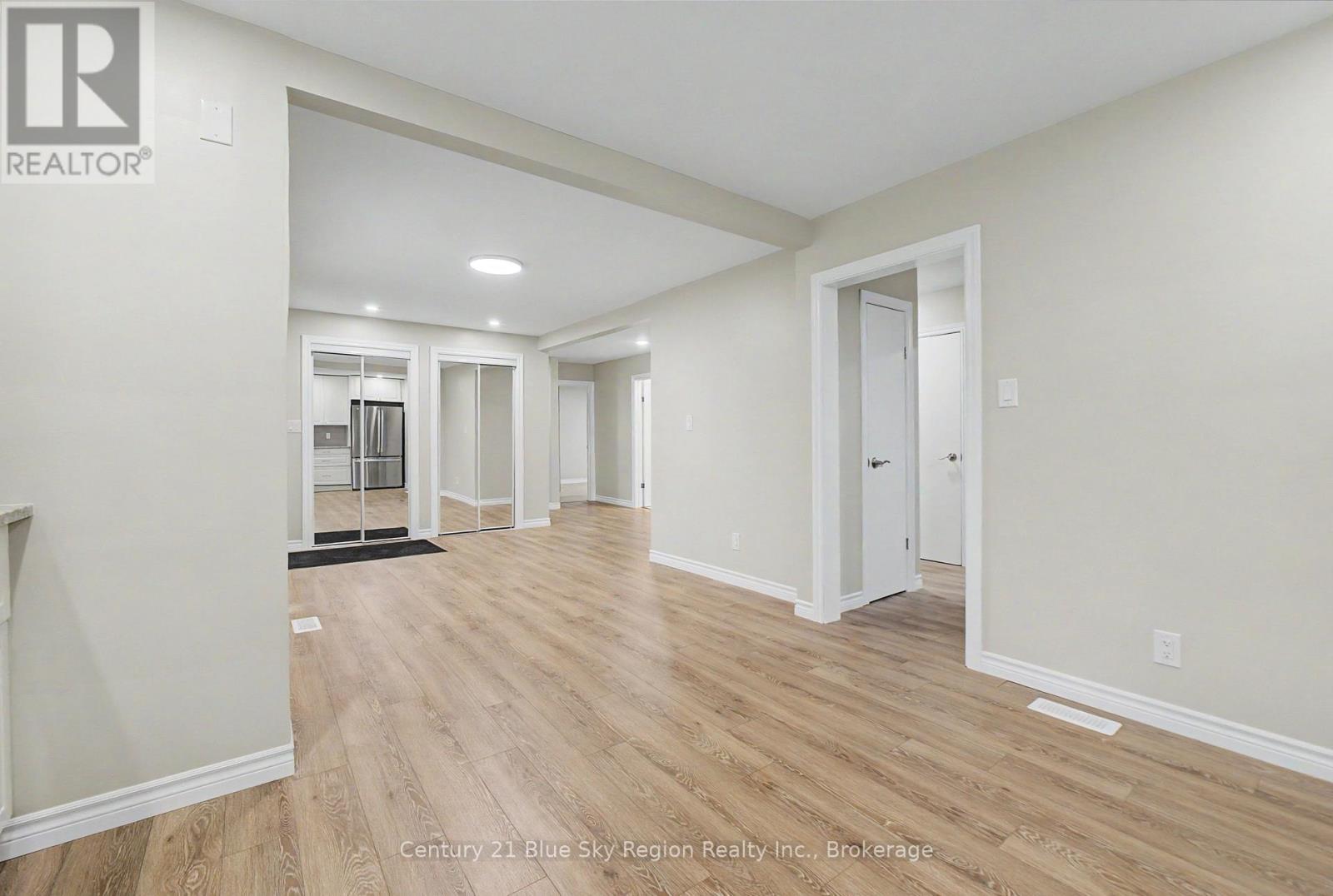 686 Laplage Road Property Photo 14