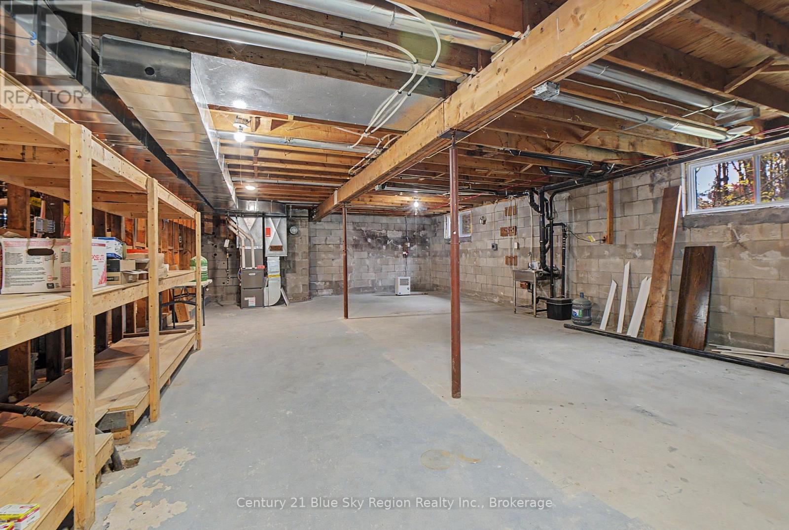 686 Laplage Road Property Photo 28