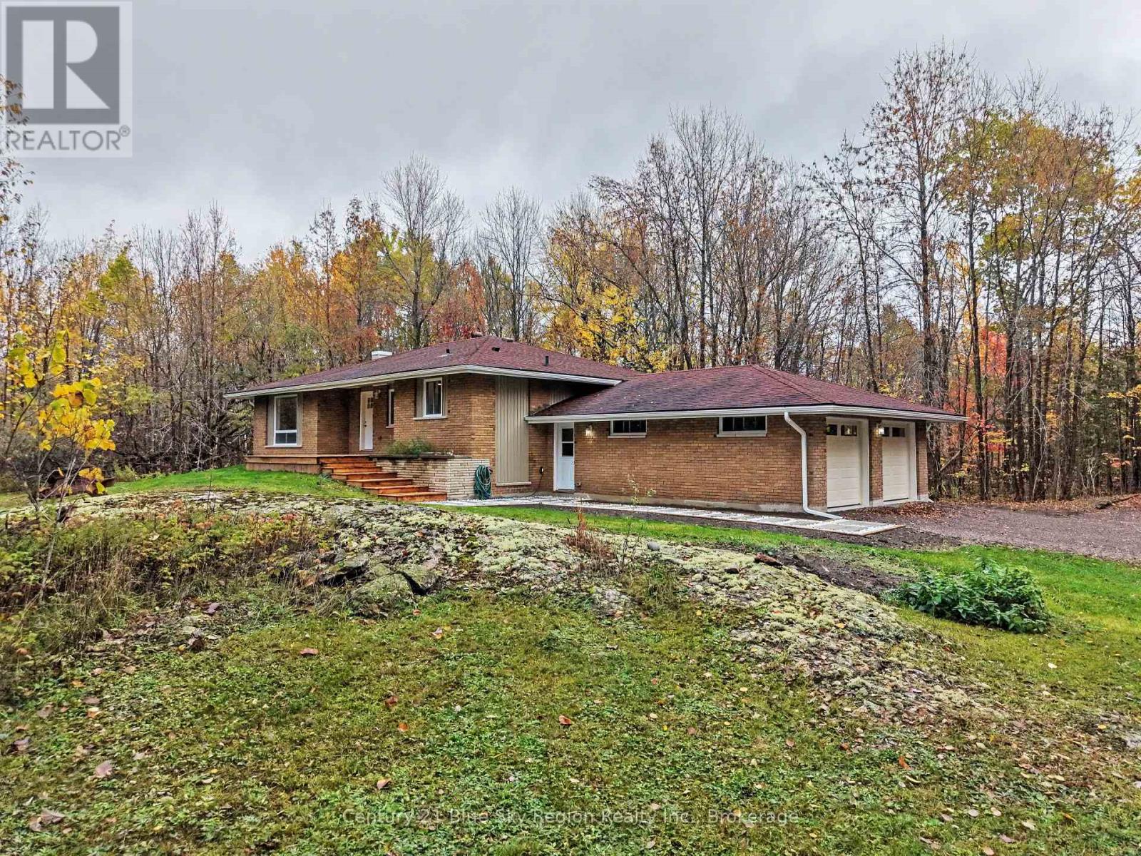 686 Laplage Road Property Photo 37