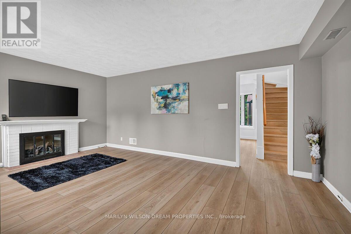 121 St Laurent Boulevard Property Photo 6