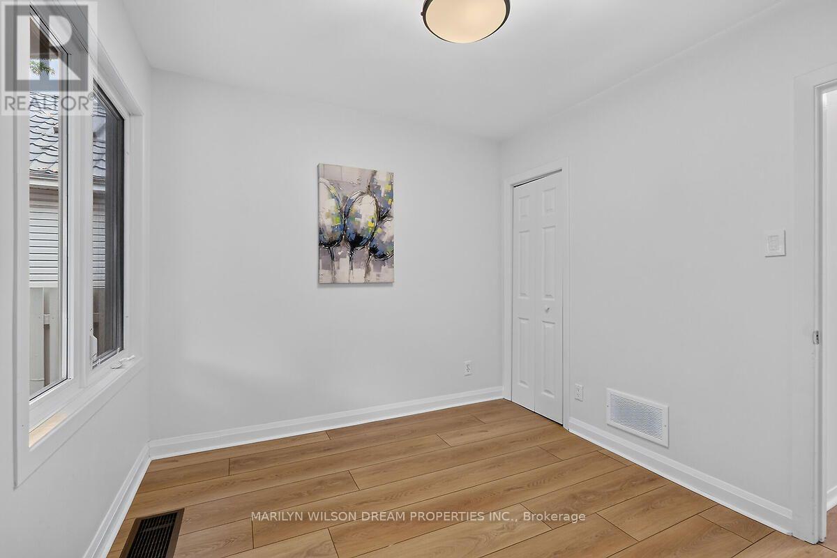 121 St Laurent Boulevard Property Photo 24