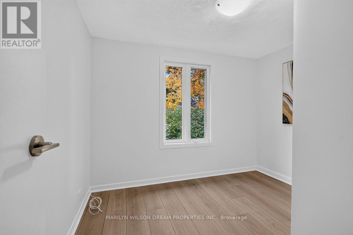 121 St Laurent Boulevard Property Photo 35