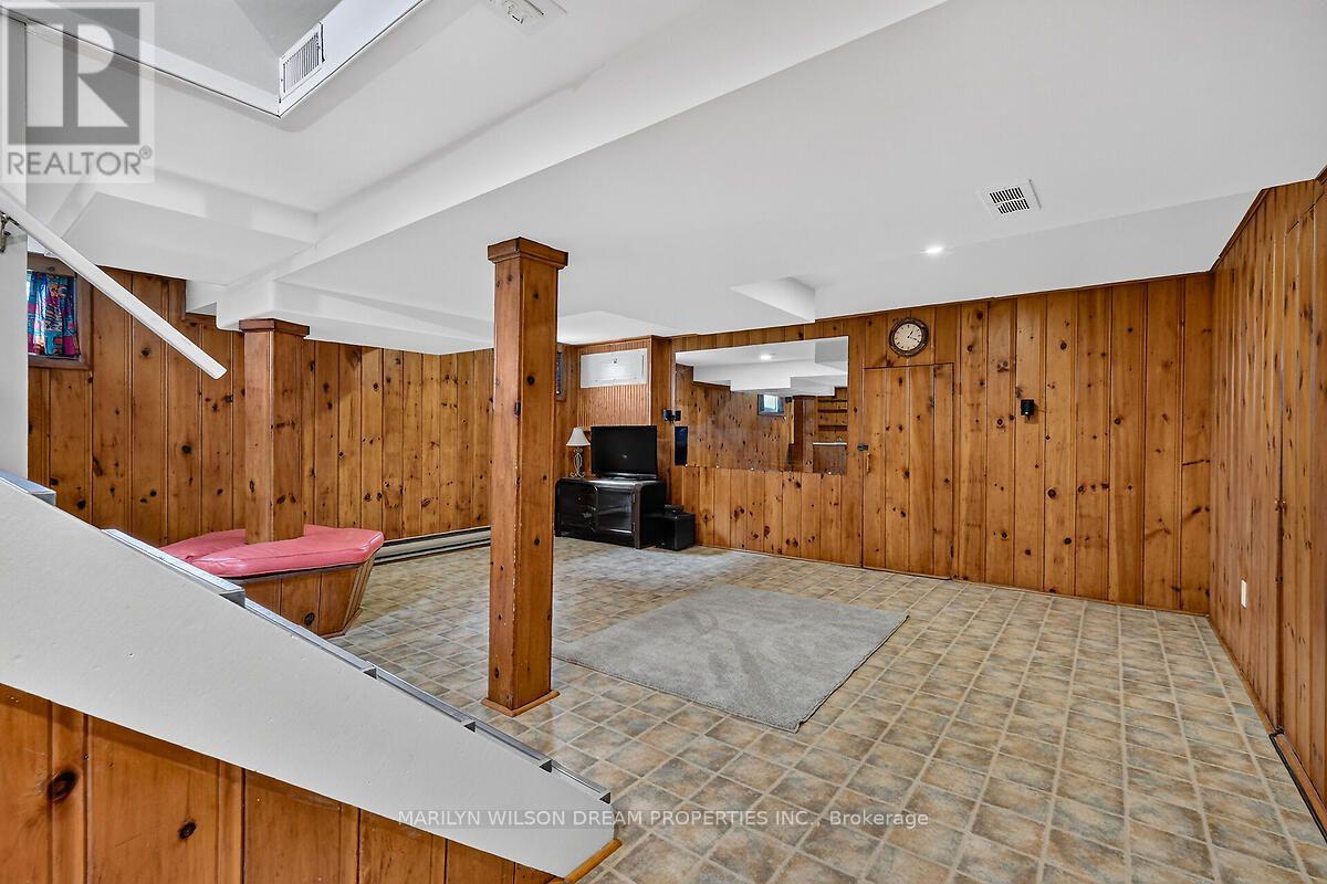121 St Laurent Boulevard Property Photo 41