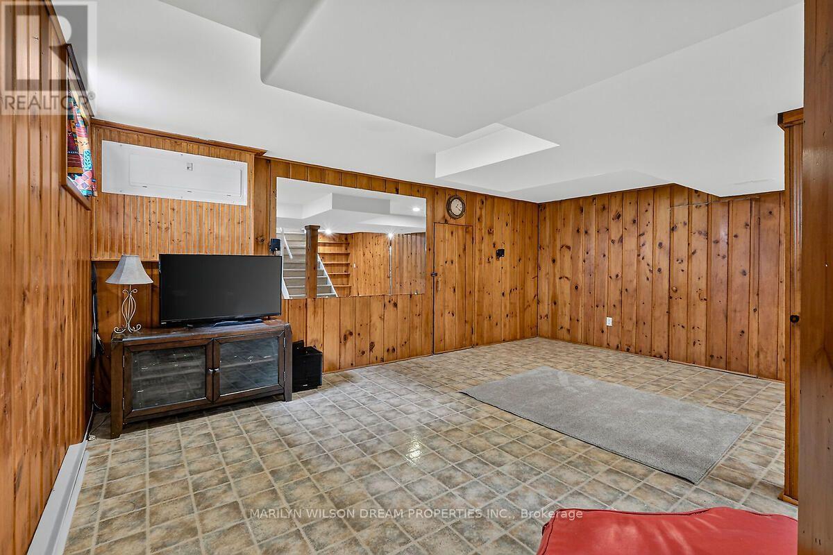 121 St Laurent Boulevard Property Photo 43