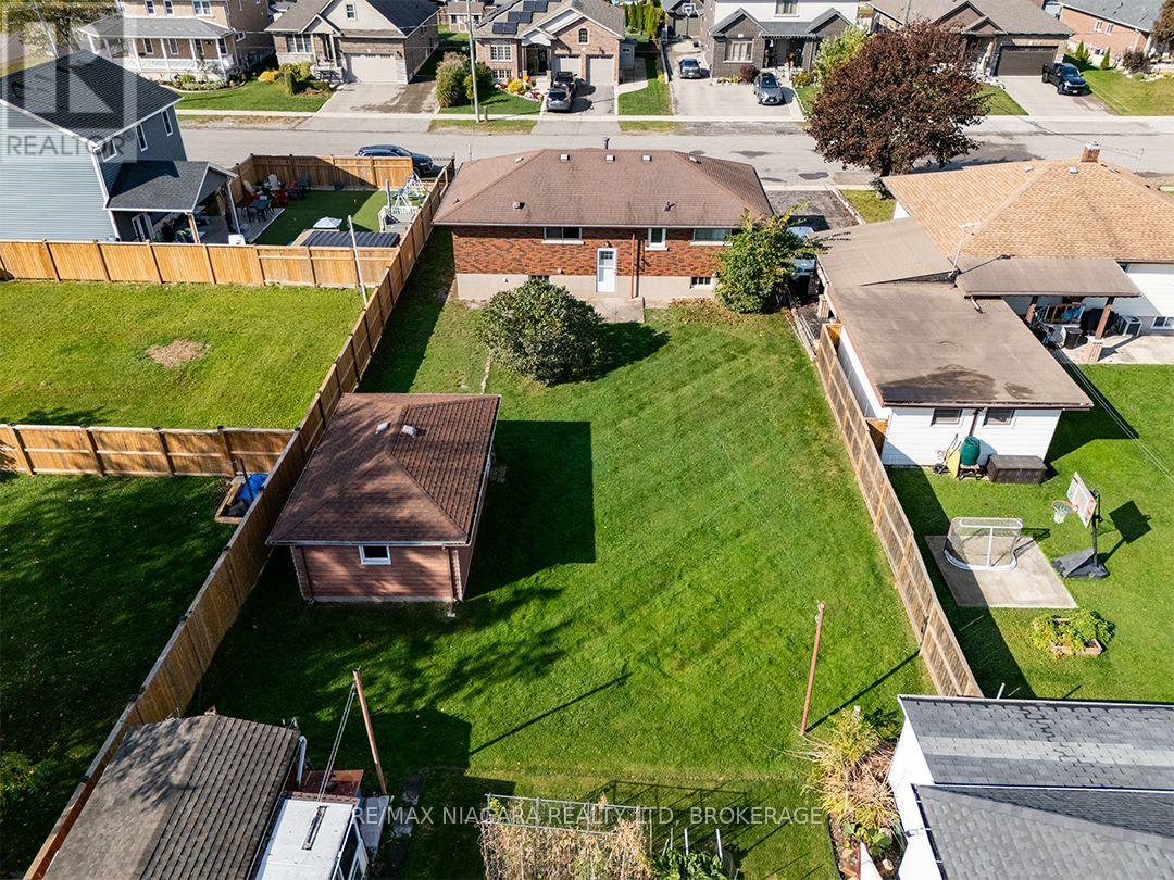 109 Hampton Avenue Property Photo 4