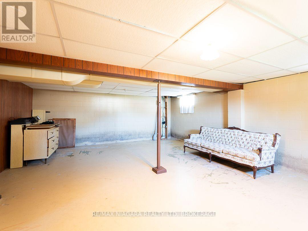 109 Hampton Avenue Property Photo 20