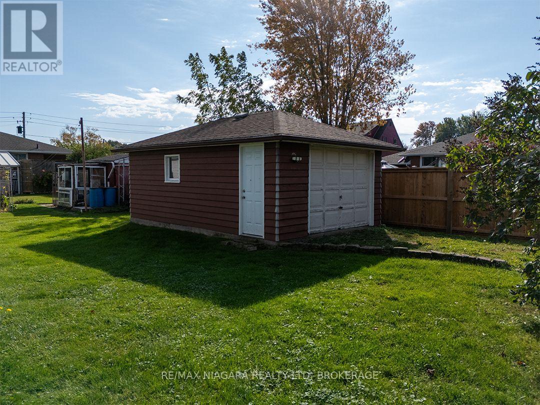 109 Hampton Avenue Property Photo 29