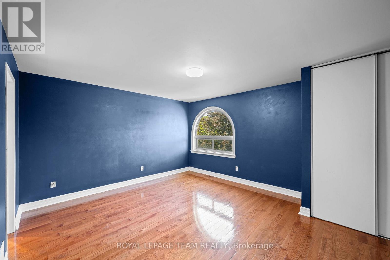 91 Thornbury Crescent Property Photo 28