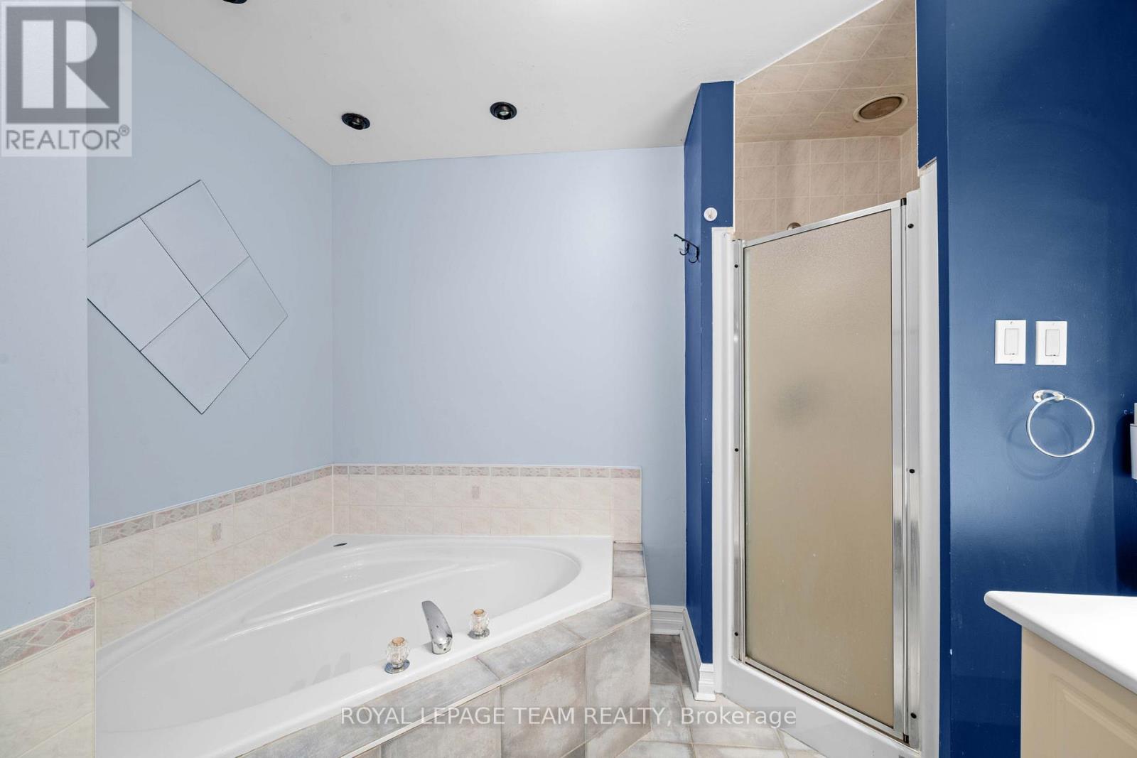 91 Thornbury Crescent Property Photo 31