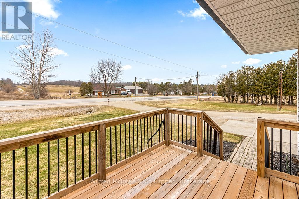 401395 Grey Rd 4 Property Photo 5