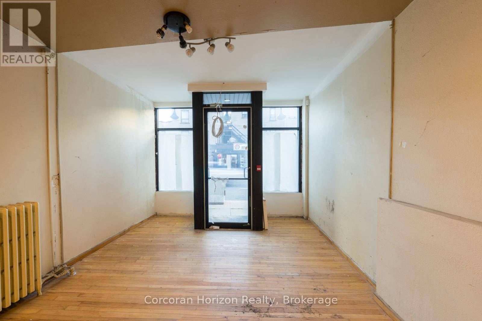 463-465 King Street E Property Photo 4