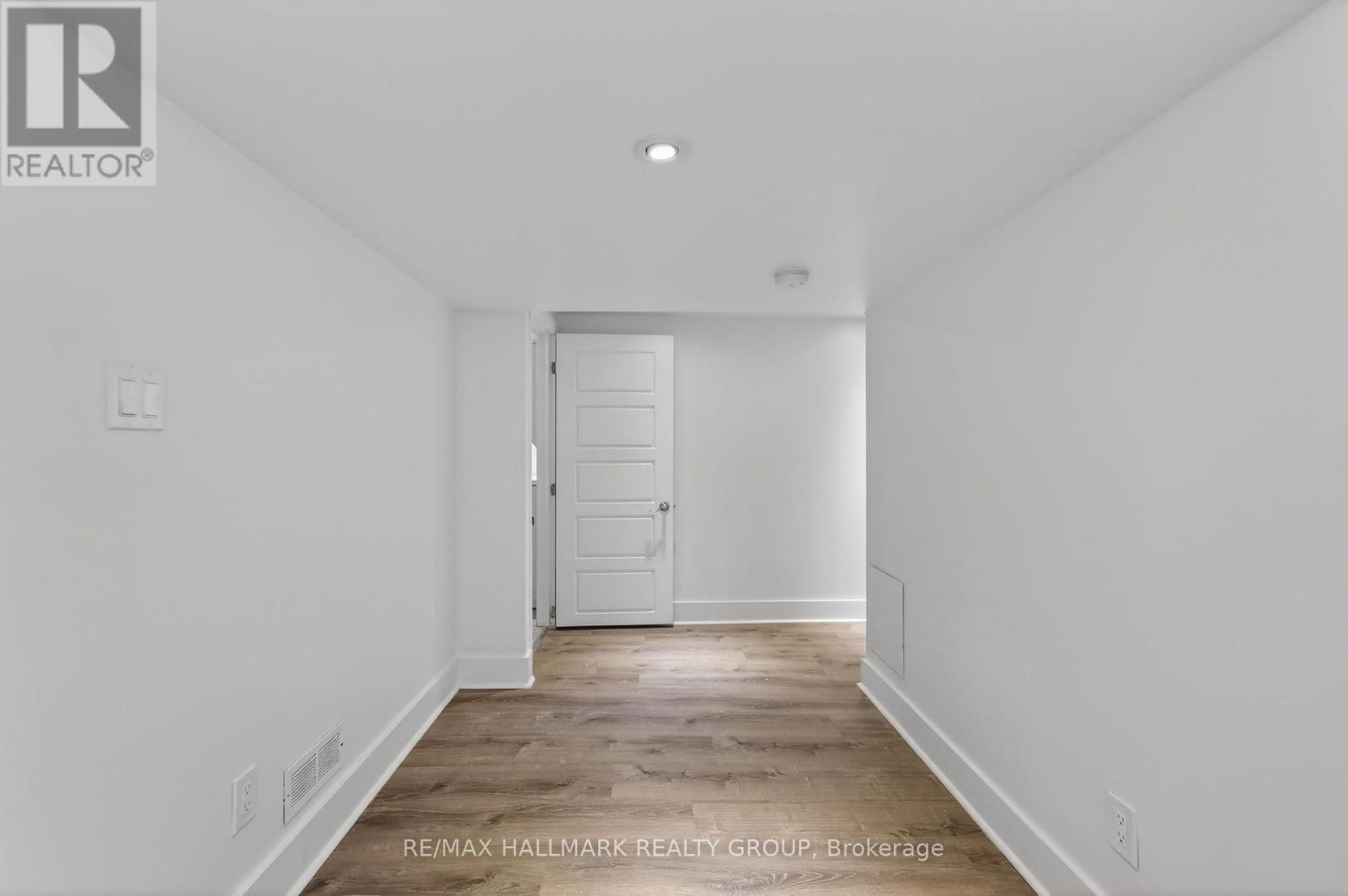 3 - 50 Aylmer Avenue Property Photo 11