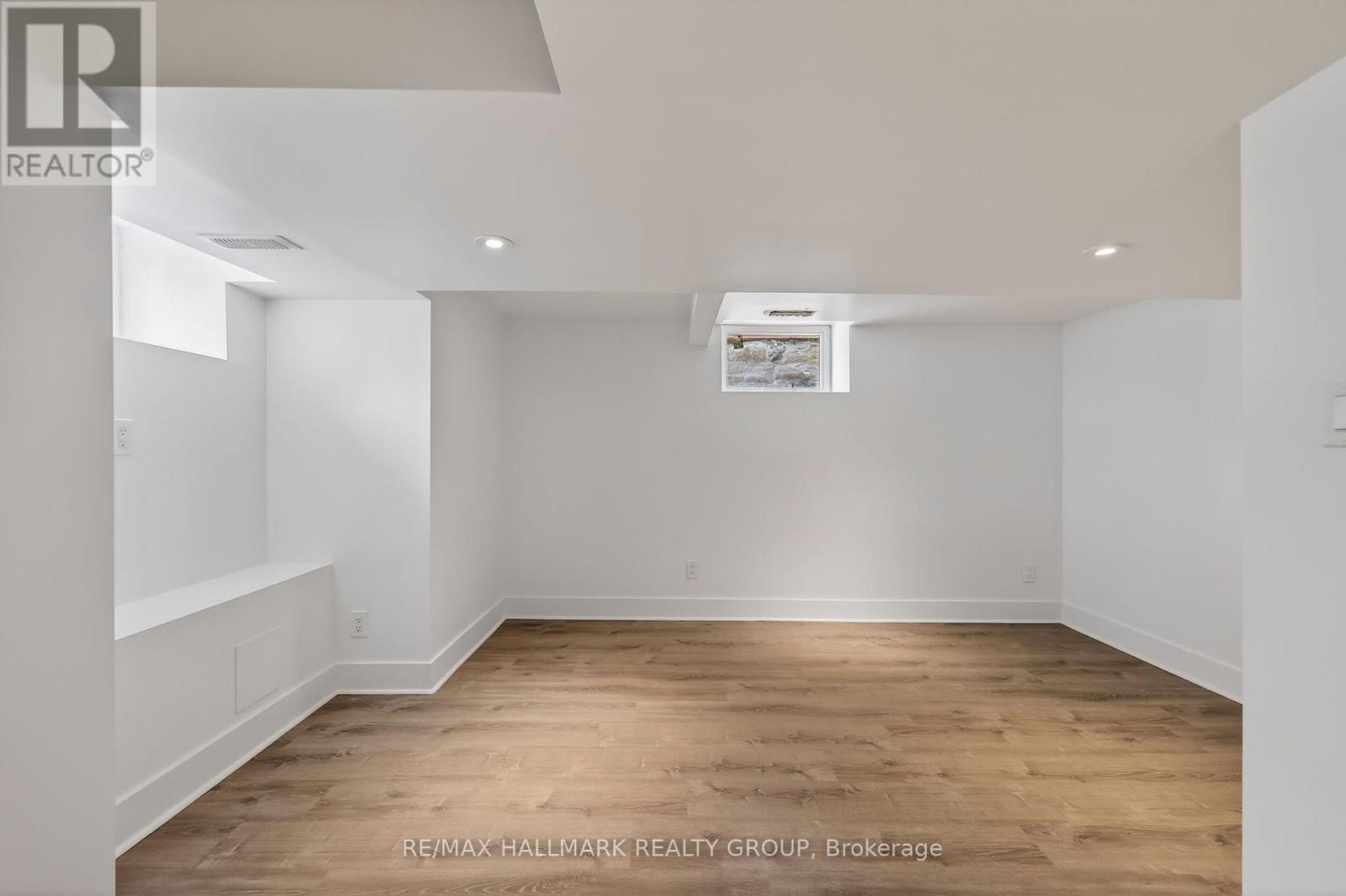 3 - 50 Aylmer Avenue Property Photo 13