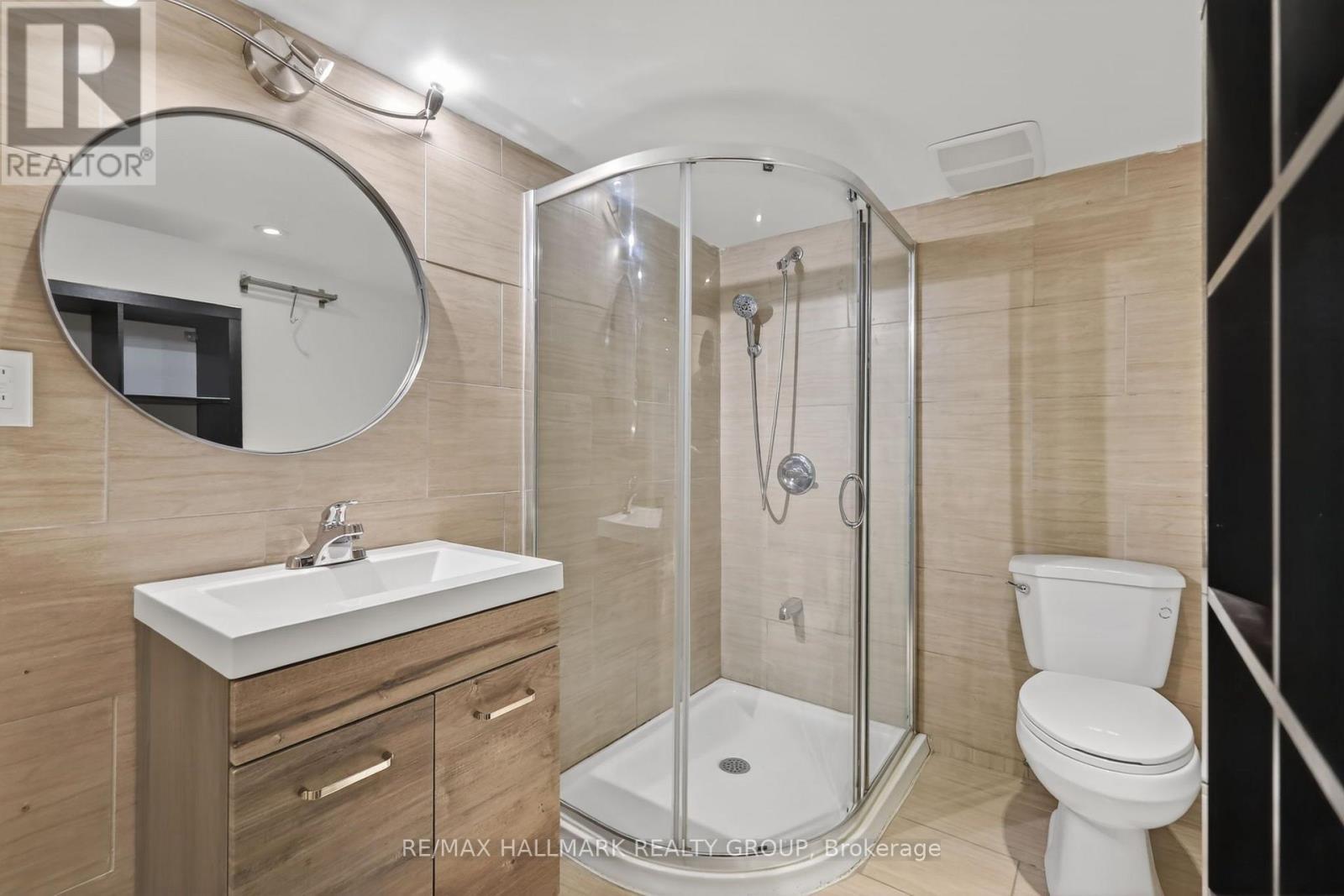 3 - 50 Aylmer Avenue Property Photo 16