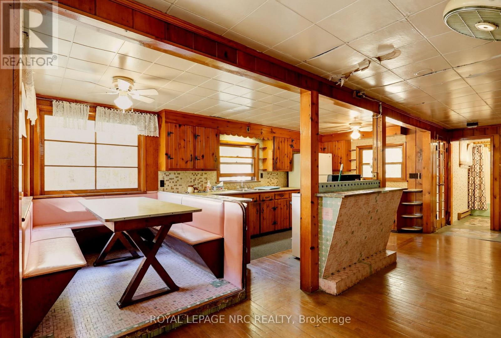 3052 Maple Avenue Property Photo 9