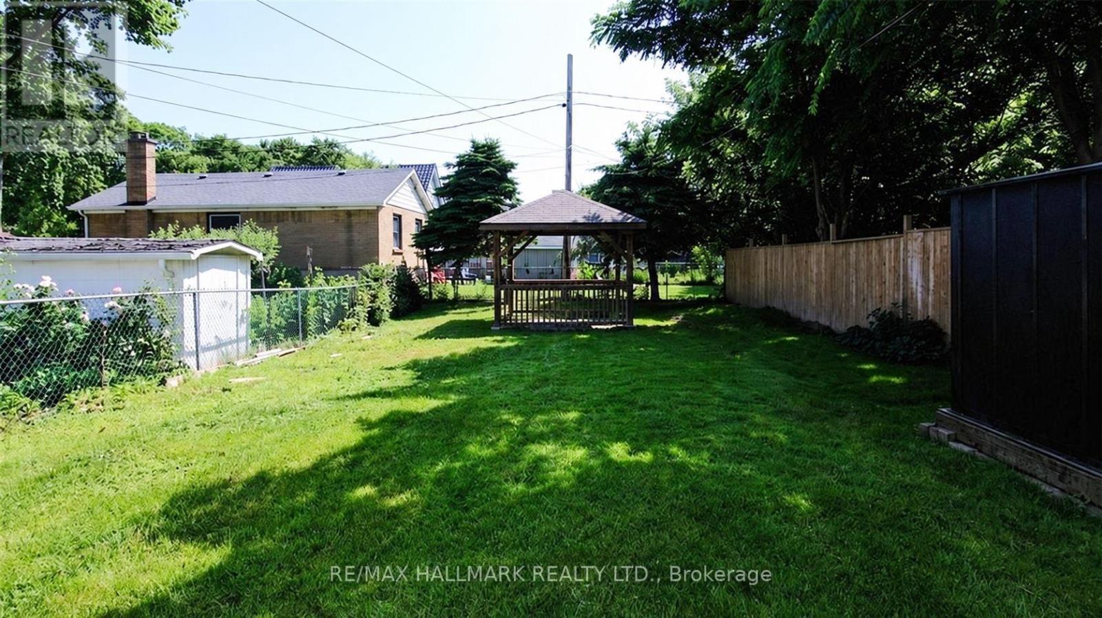 496 Highbury Avenue N Property Photo 17