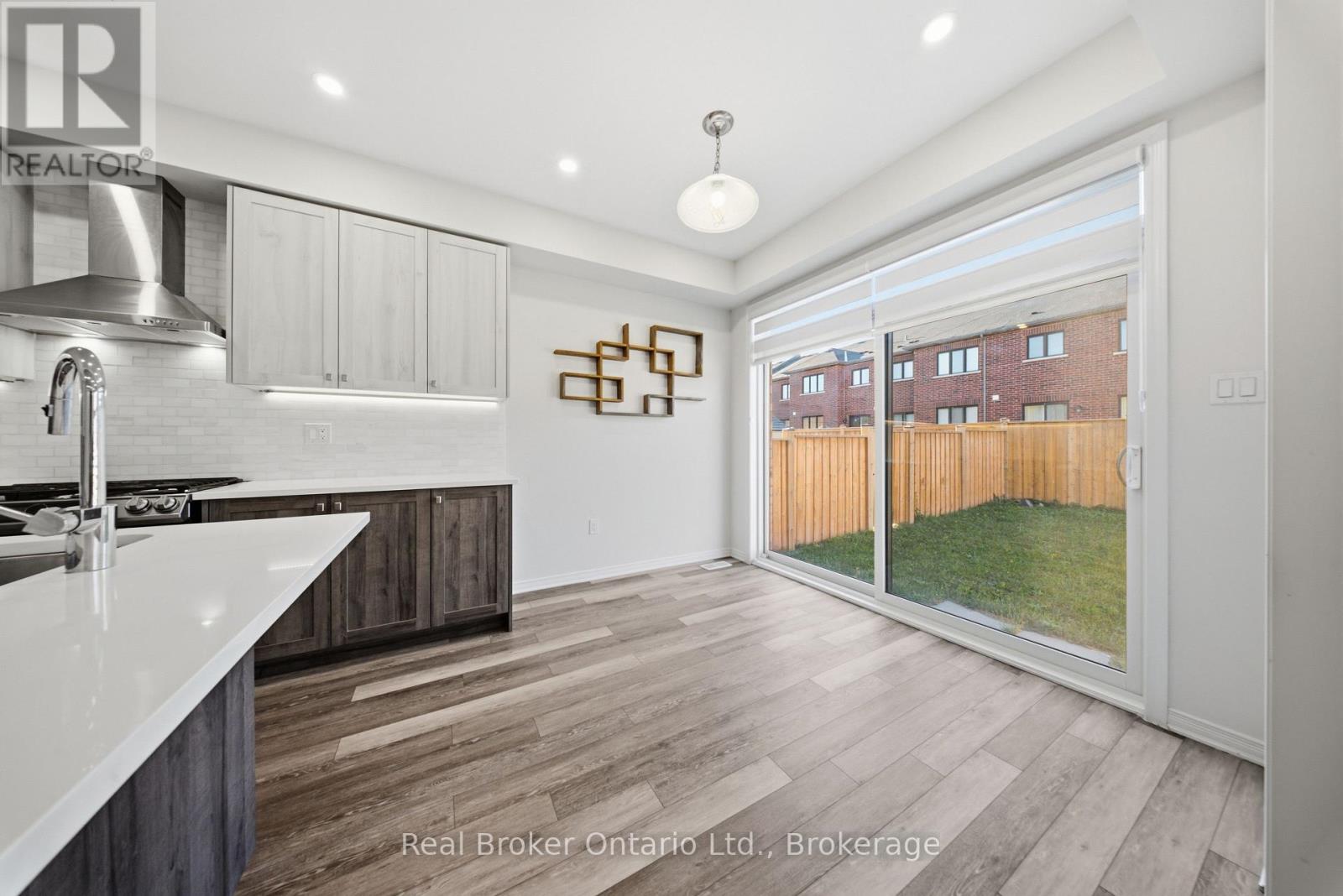 51 Magdalena Street Property Photo 10