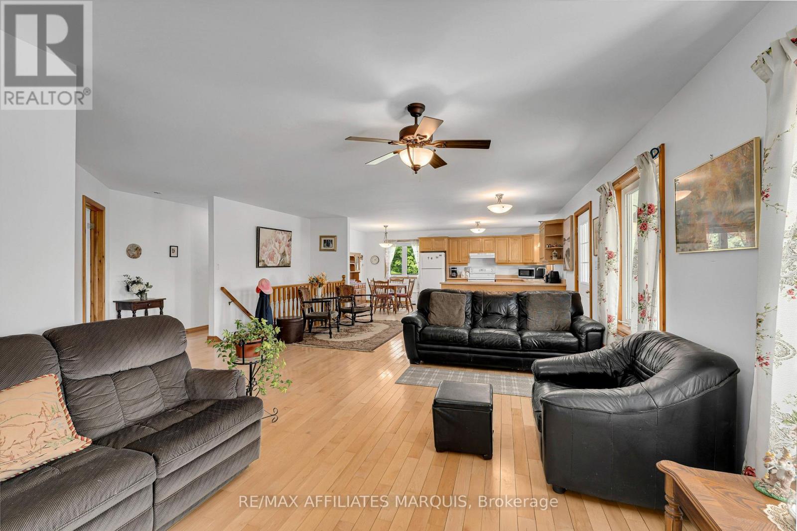 1192 Good Road Property Photo 11