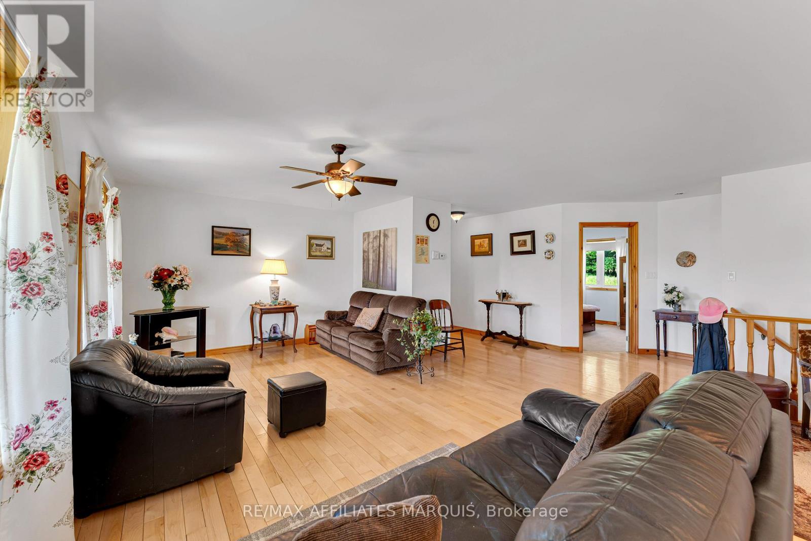 1192 Good Road Property Photo 12