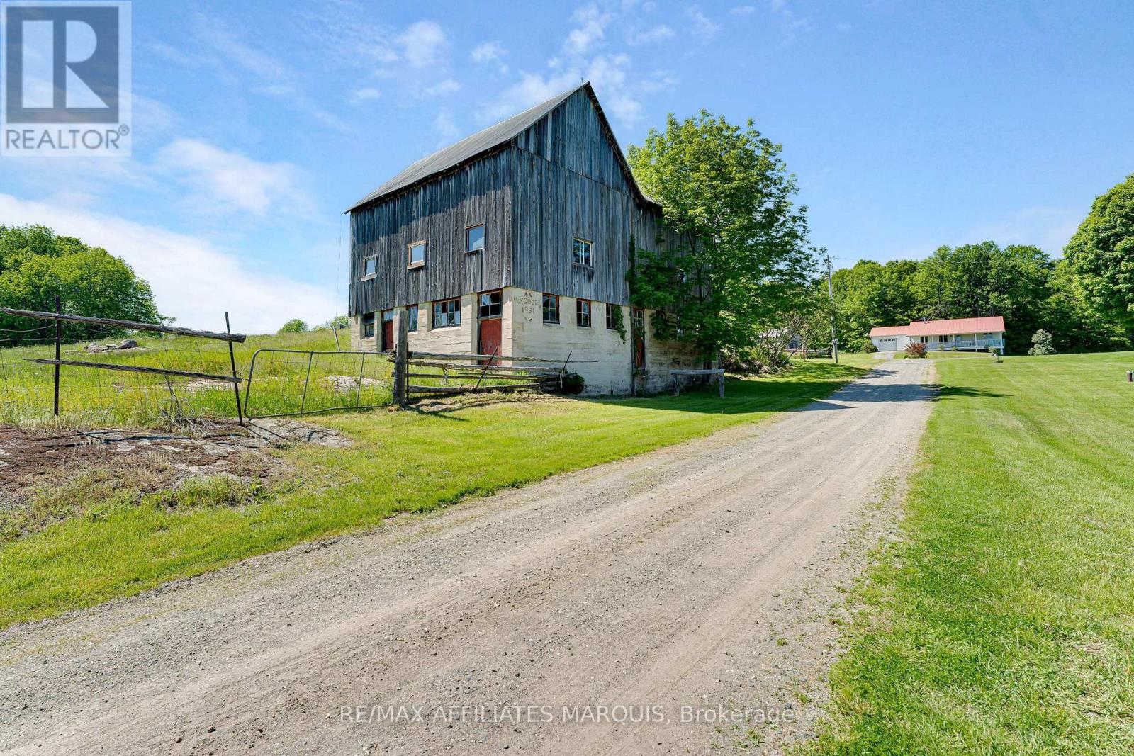 1192 Good Road Property Photo 30