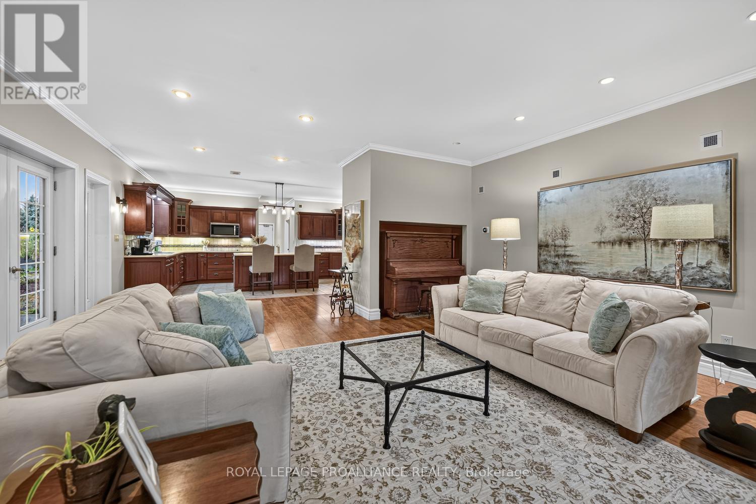1131 Irace Drive Property Photo 8