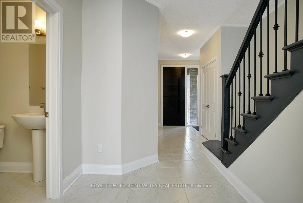 375 Chokecherry Crescent Property Photo 5
