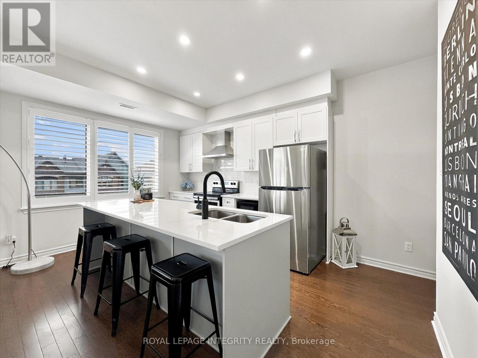 359 Axis Way Property Photo 5