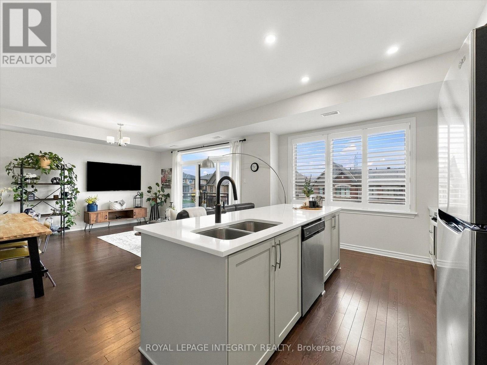 359 Axis Way Property Photo 7